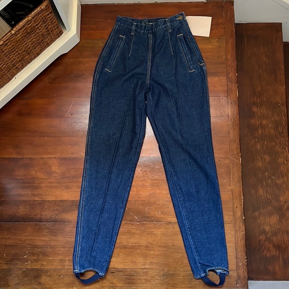 NWT Vintage Liszwear by Elizabeth Claiborne Stirrup Jeans - Picture 2 of 15